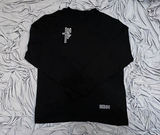 BLACK LONG-SLEEVED SHIRT